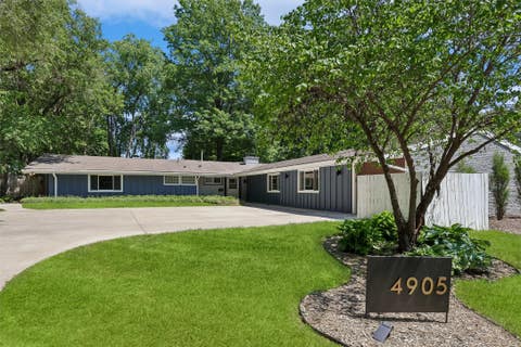 Homes For Sale - 4905 SW 18th Street<br/> Des Moines, IA 50315