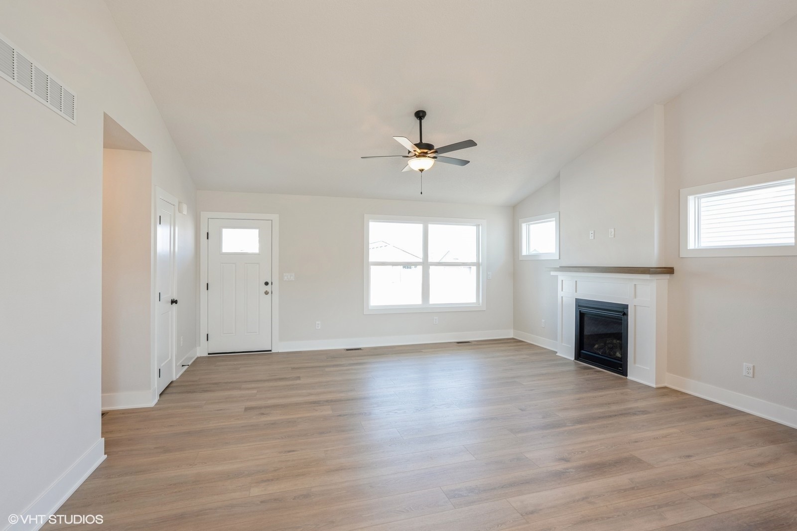 2814 22nd Street, Altoona, Iowa image 4