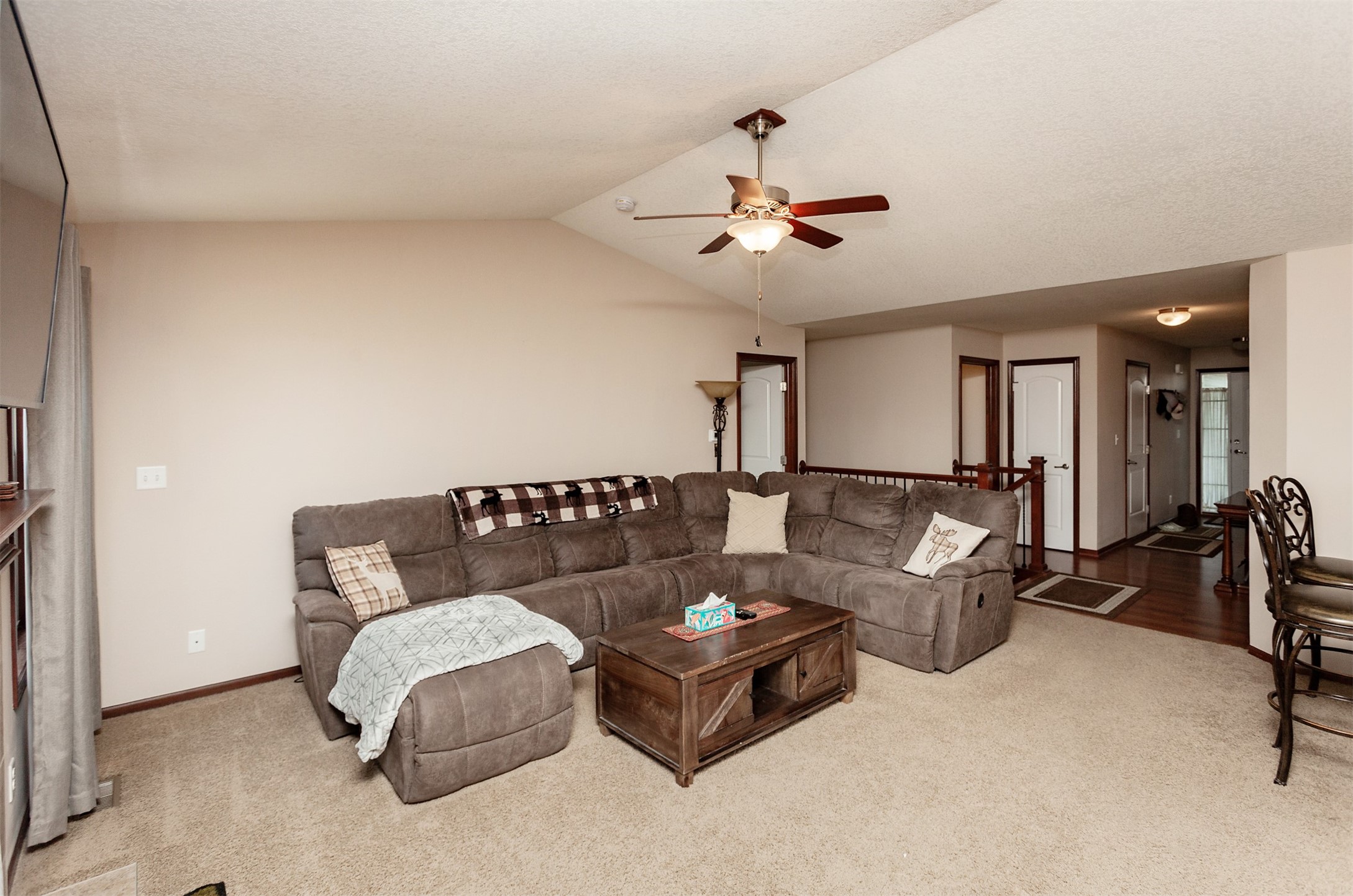 6984 Redbud Court