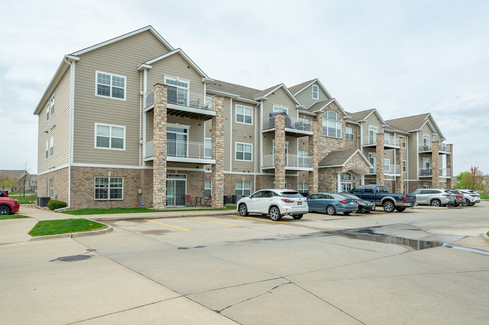 8350 Ep True Parkway #1103, West Des Moines, Iowa image 1