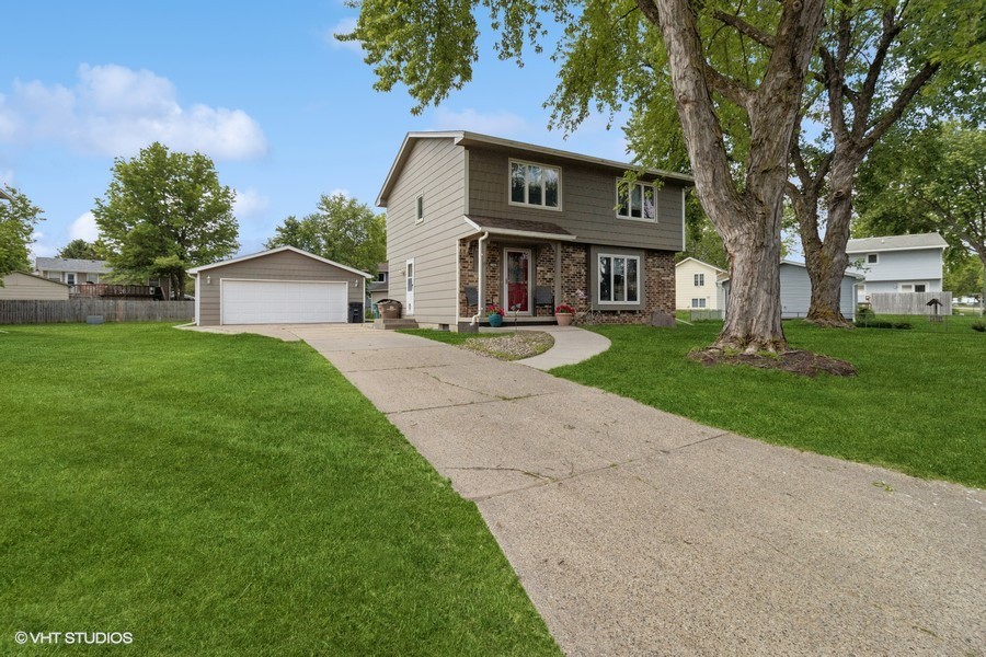 1304 7th Street, Altoona, Iowa image 1
