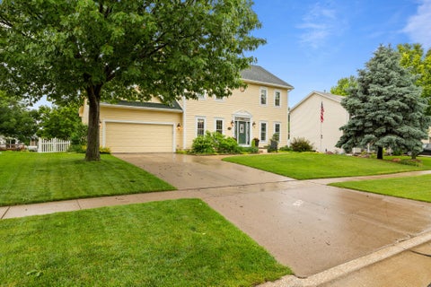 Homes For Sale - 1214 Sandalwood Court<br/> Altoona, IA 50009