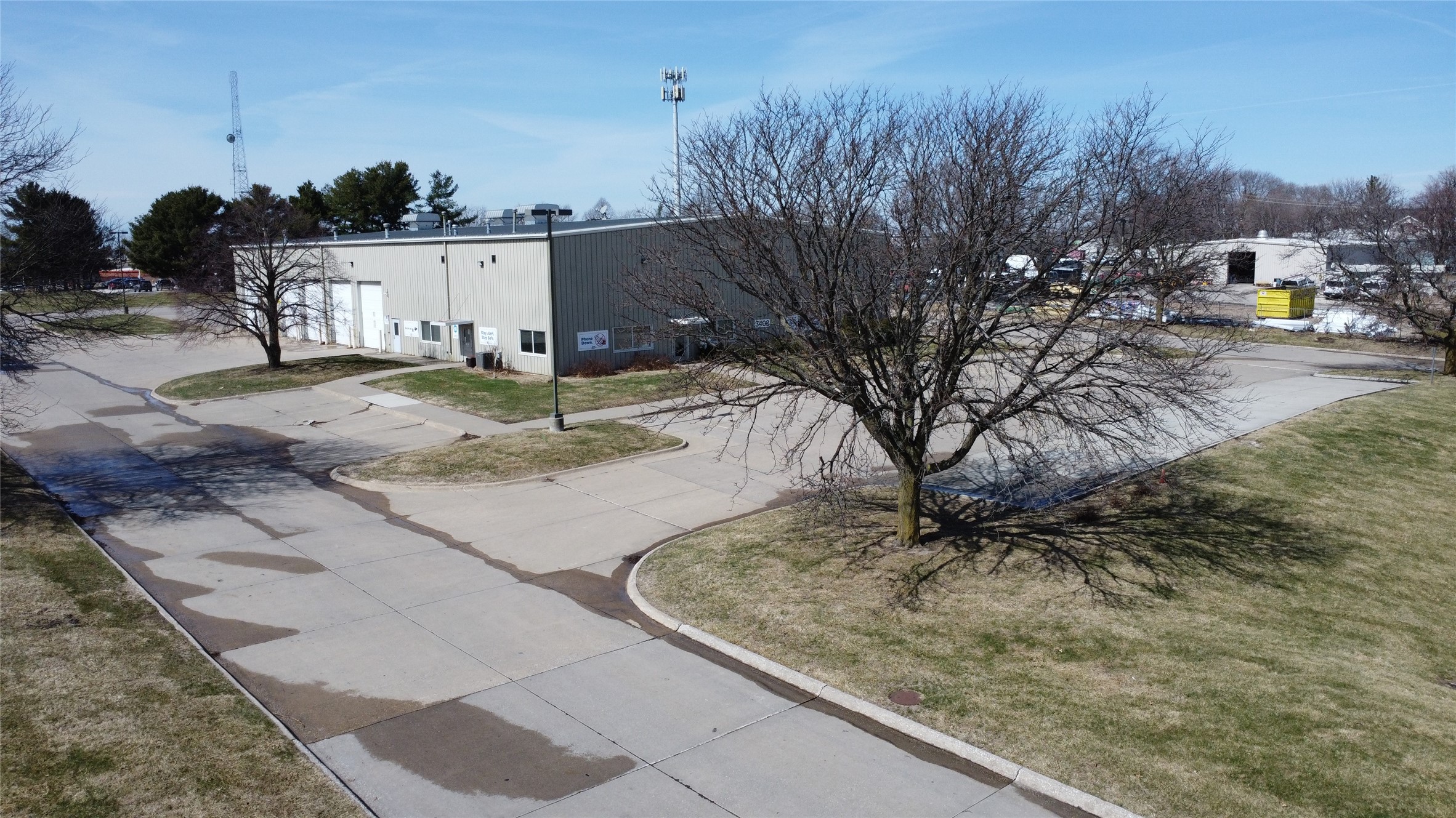 Photo 1 of 23 — 3408 101 Street, Urbandale, IA 50322