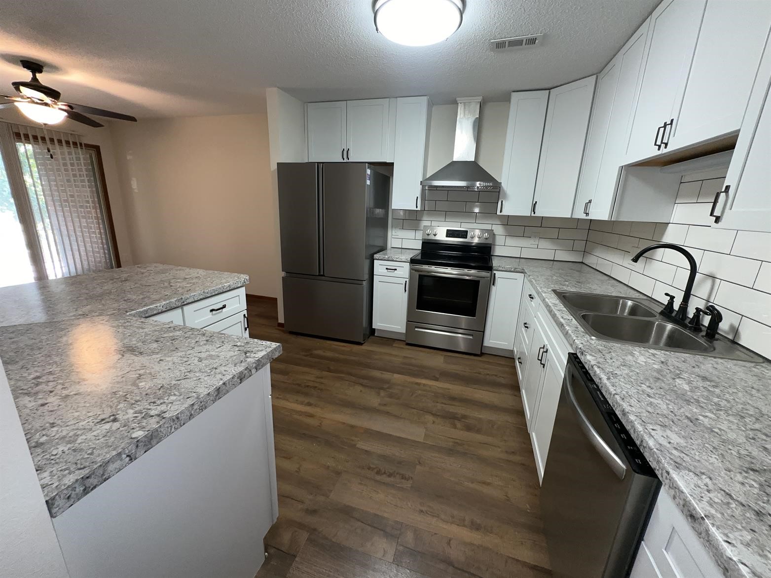 4517 Woodland Avenue 3