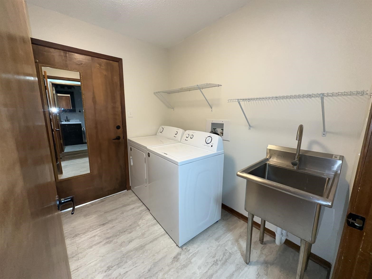 4517 Woodland Avenue 3