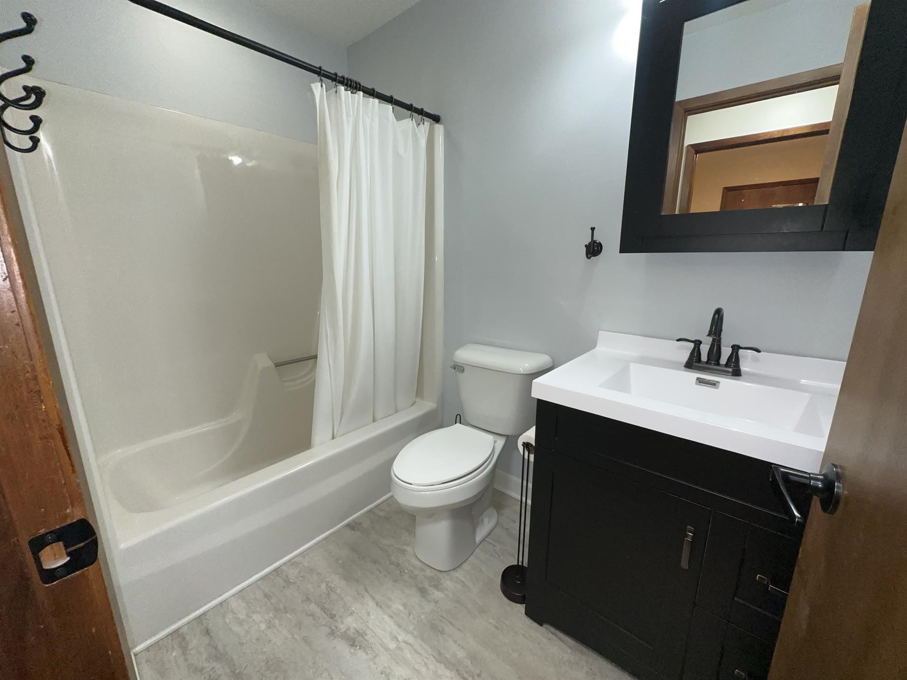 4517 Woodland Avenue 3