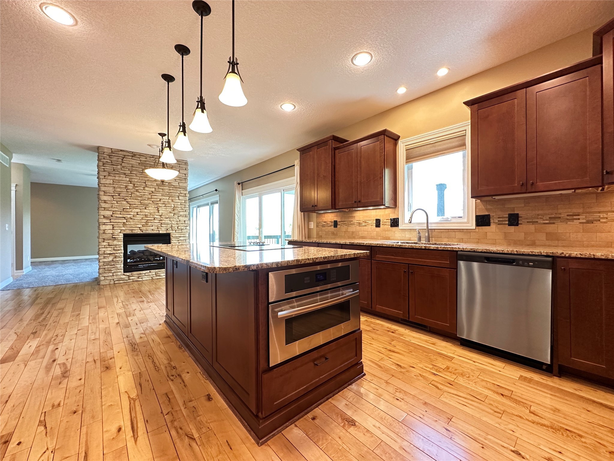 909 NE Williamsburg Court, Ankeny, Iowa image 10