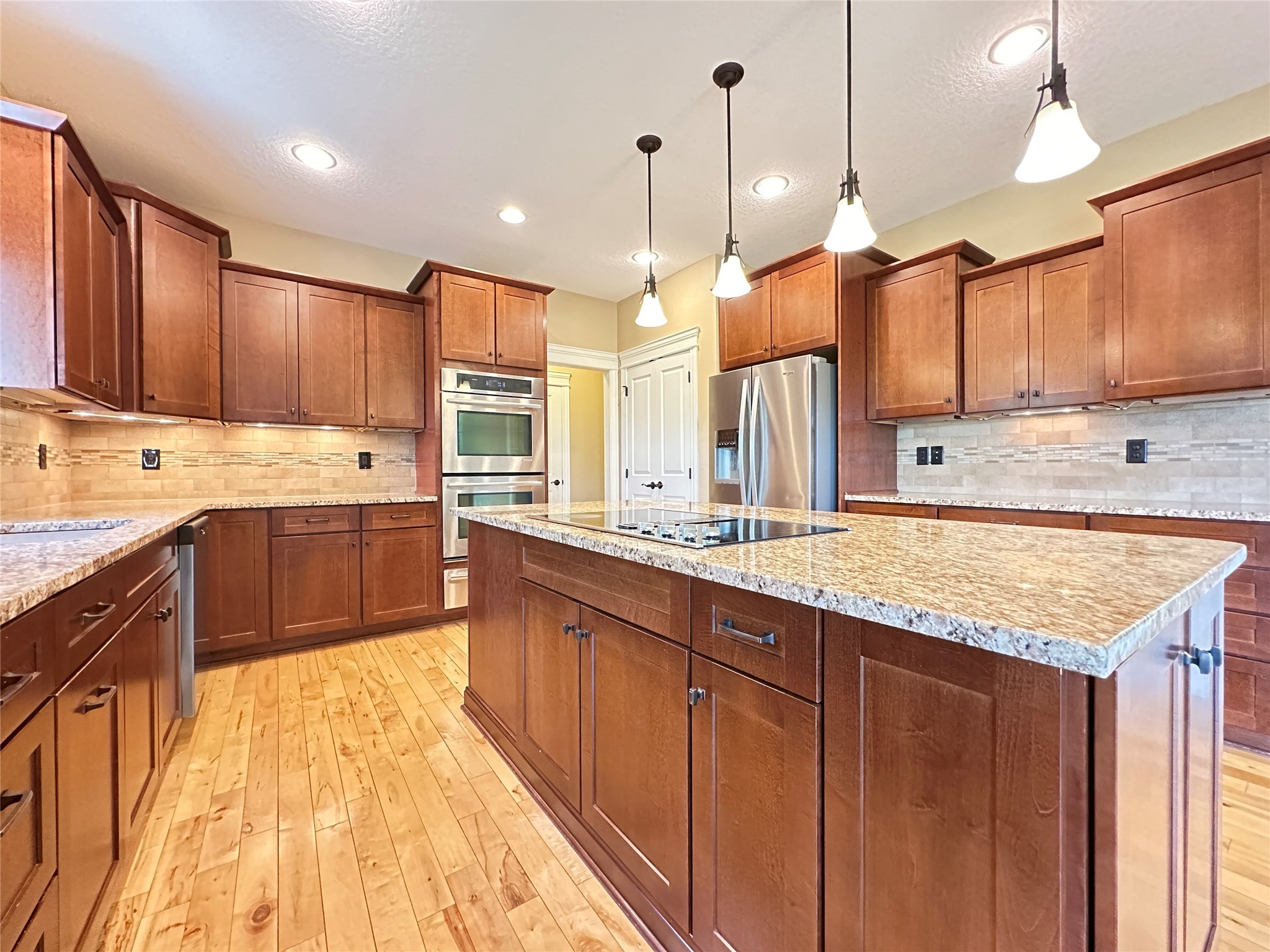909 NE Williamsburg Court, Ankeny, Iowa image 11