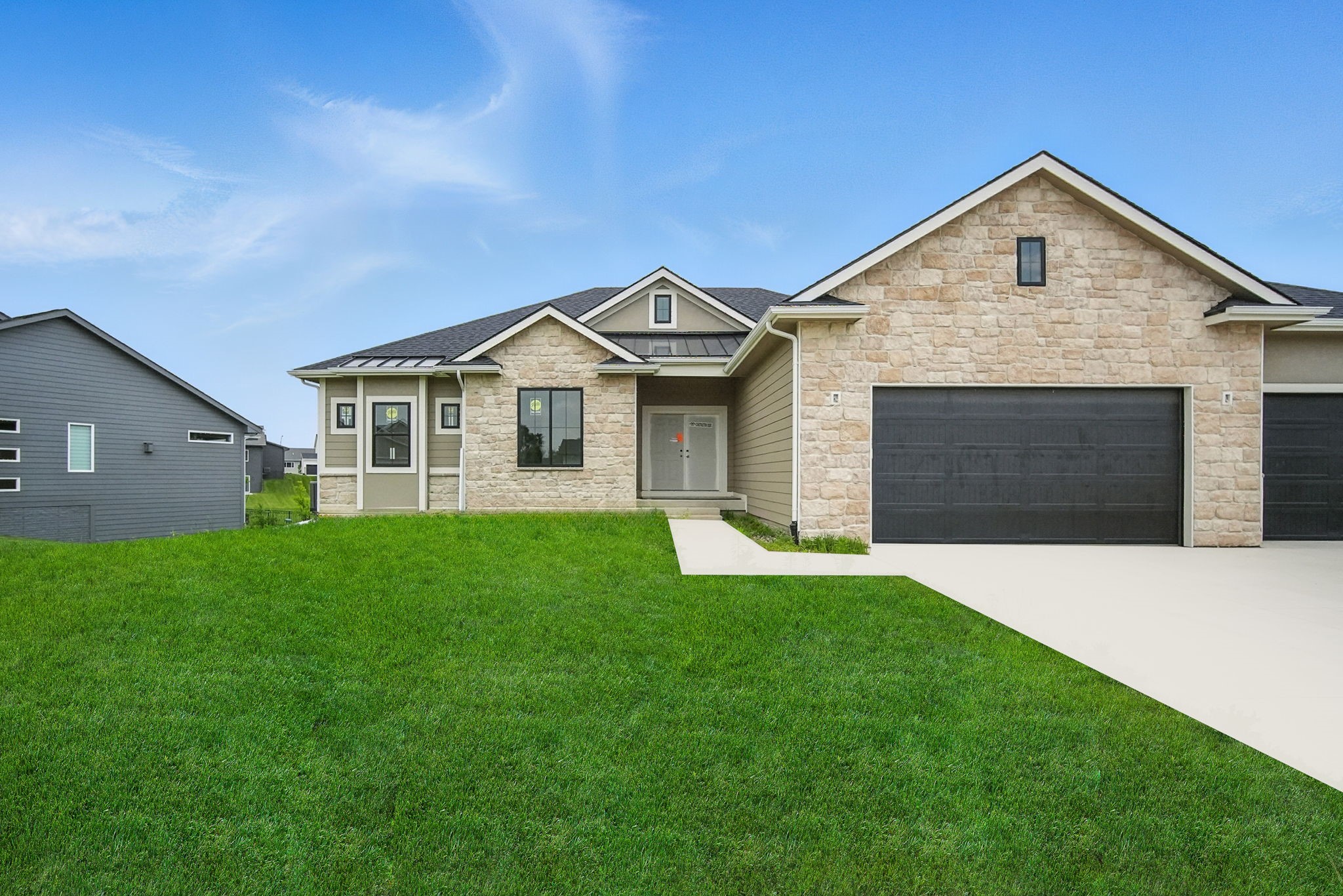135 NW Alderleaf Drive