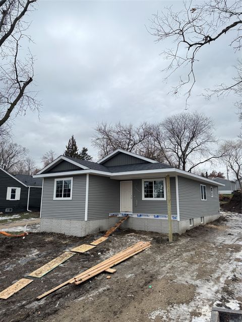 4512 SW 2nd Street Des Moines IA 50315