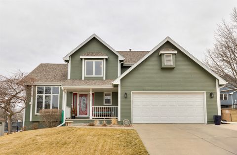 5031 Oak Creek Drive Norwalk IA 50211
