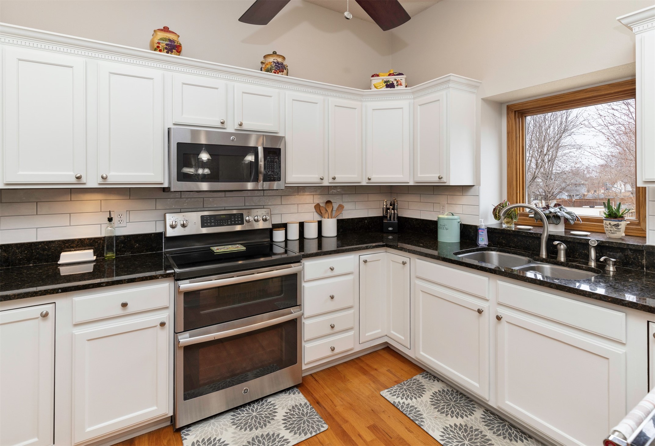 5031 Oak Creek Drive