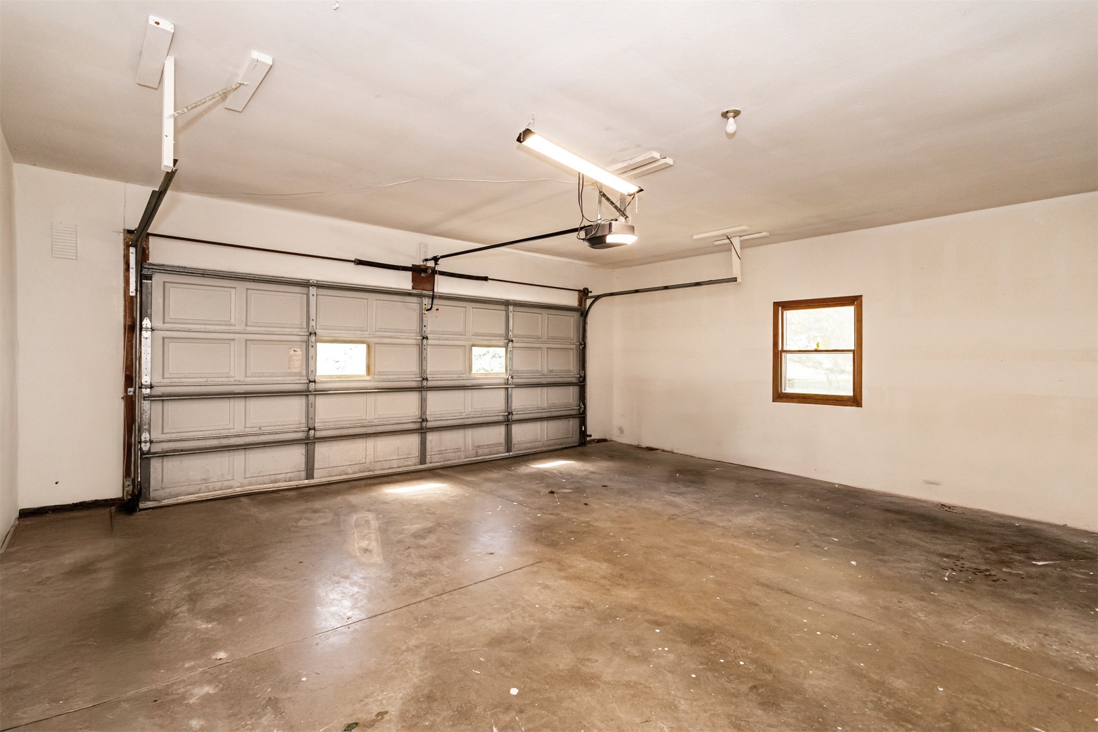 302 E Sycamore Street, Ogden, Iowa image 31