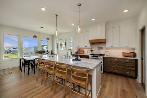 Homes For Sale - 870 Augusta Court<br/> Waukee, IA 50263