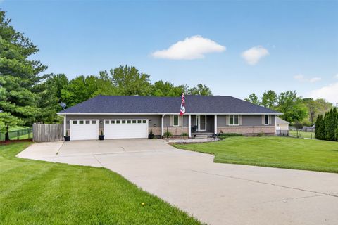 Homes For Sale - 8634 NE 27th Avenue<br/> Altoona, IA 50009