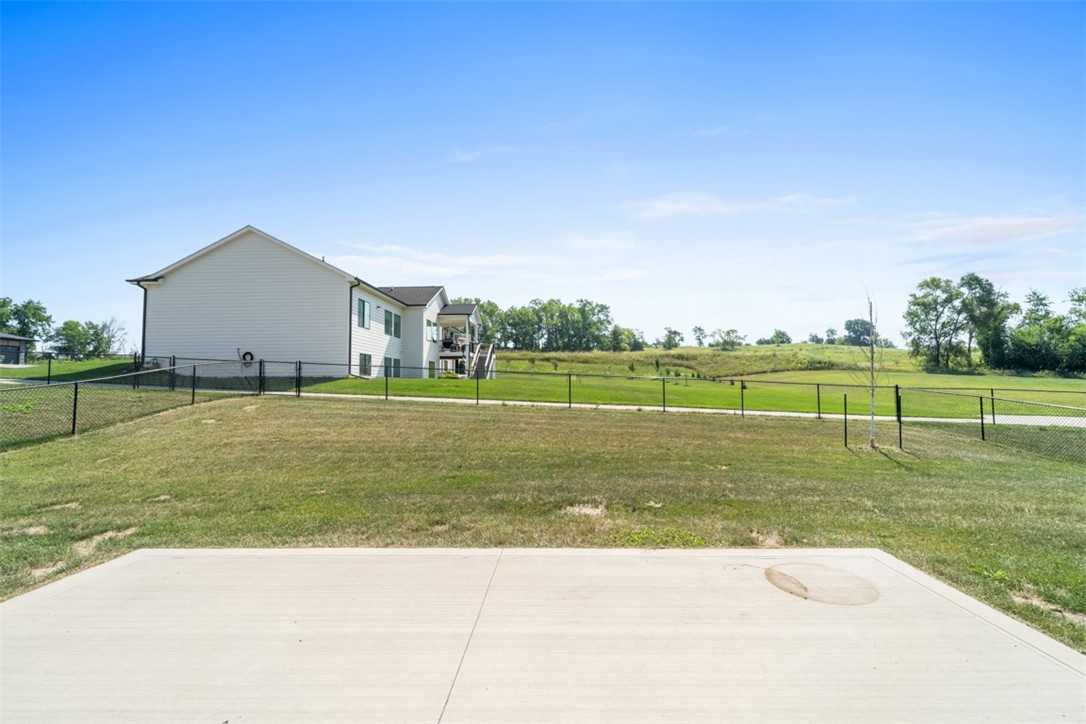 1815 Crabapple Lane, Granger, Iowa image 5