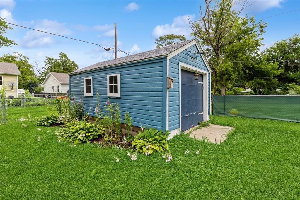 Des Moines, Iowa 50314, United States, 3 Bedrooms Bedrooms, ,1 BathroomBathrooms,Residential,Active,211308