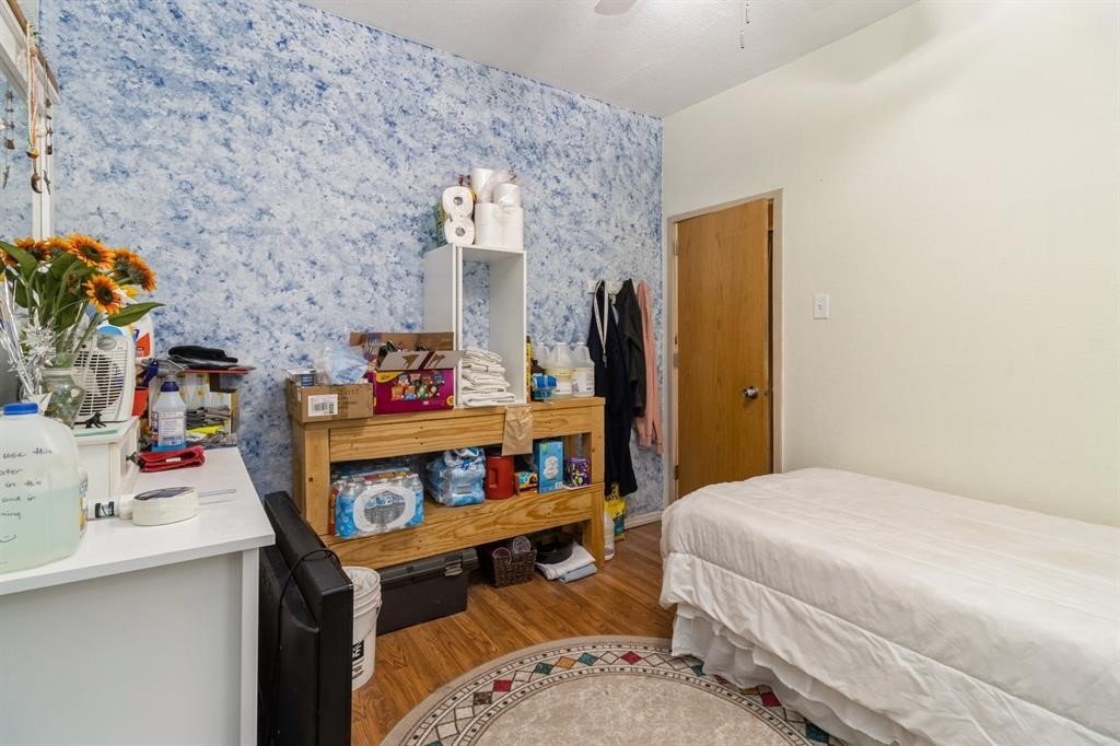 Des Moines, Iowa 50314, United States, 3 Bedrooms Bedrooms, ,1 BathroomBathrooms,Residential,Active,211308