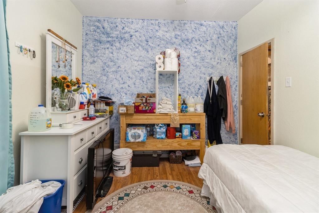 Des Moines, Iowa 50314, United States, 3 Bedrooms Bedrooms, ,1 BathroomBathrooms,Residential,Active,211308