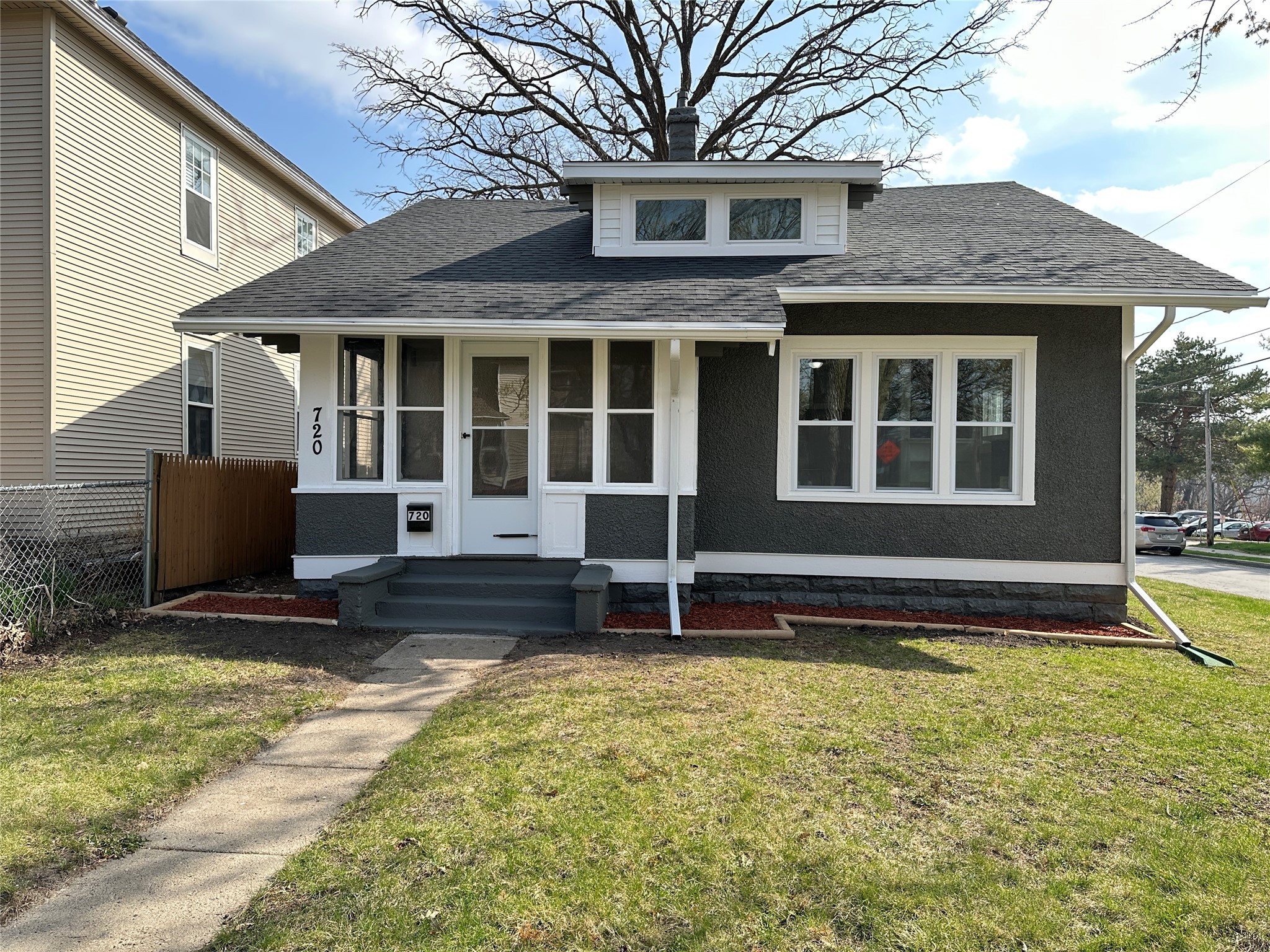720 Oak Park Avenue, Des Moines, Iowa image 2