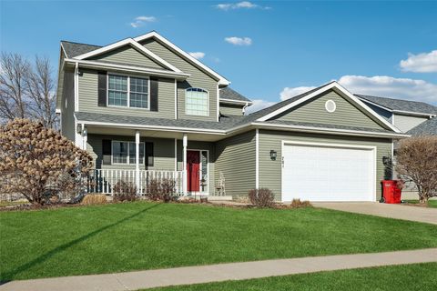 Homes For Sale - 701 Larson Drive<br/> Huxley, IA 50124