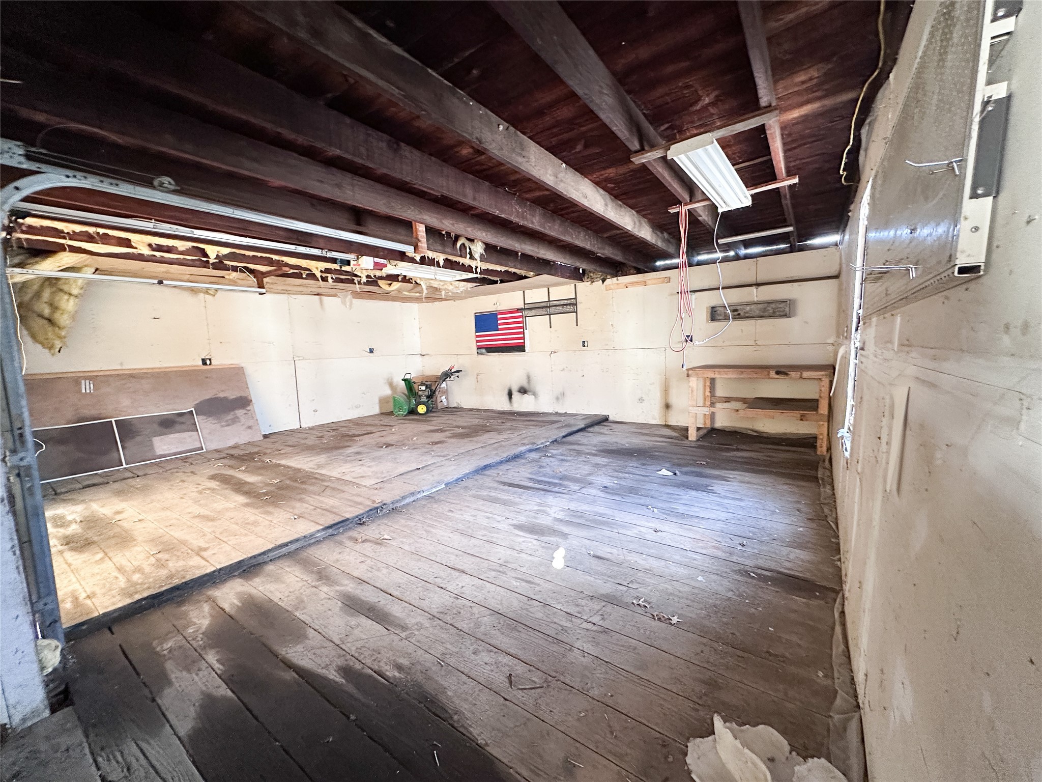 821 N Grand Street, Chariton, Iowa image 27