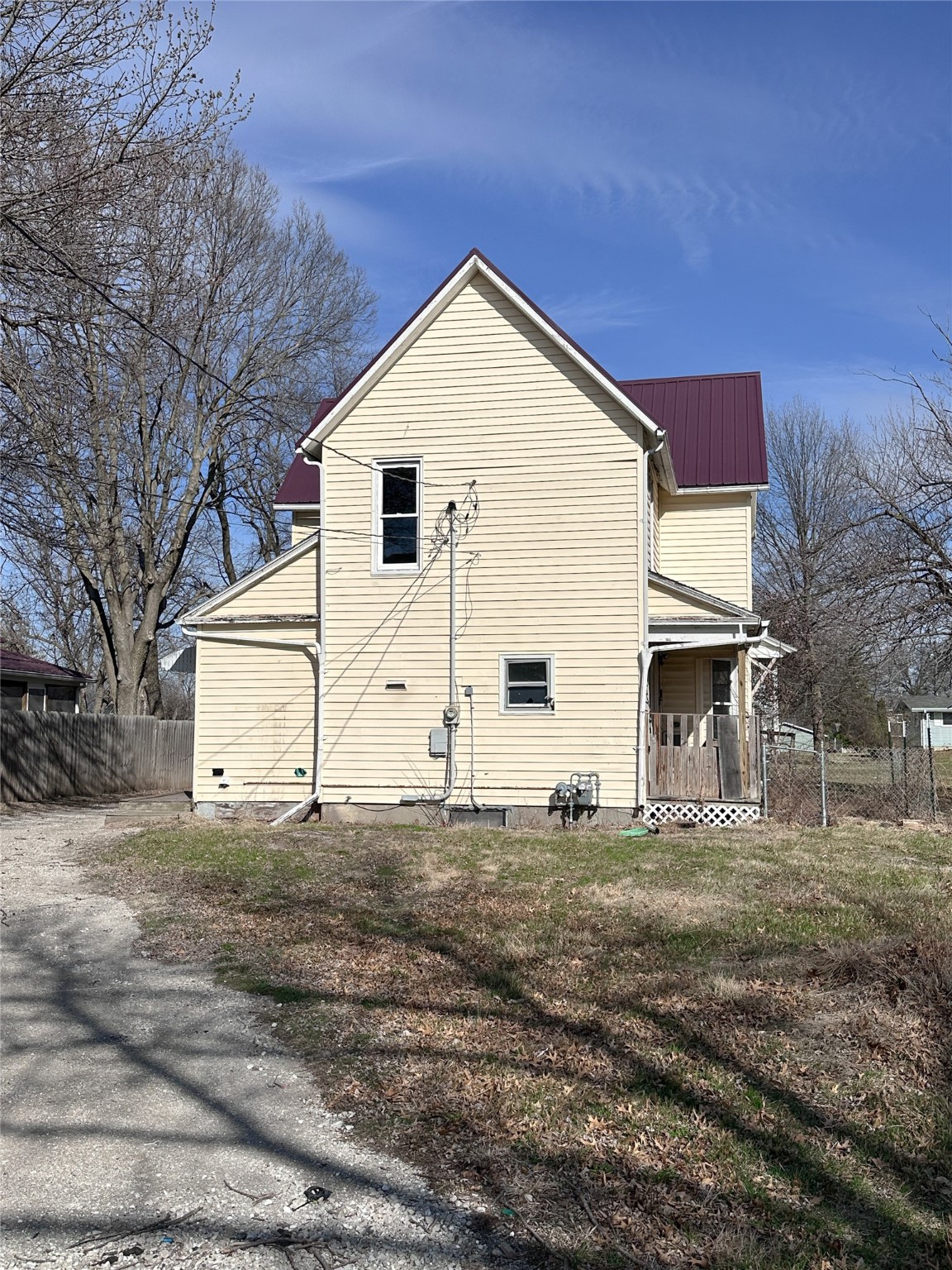821 N Grand Street, Chariton, Iowa image 25