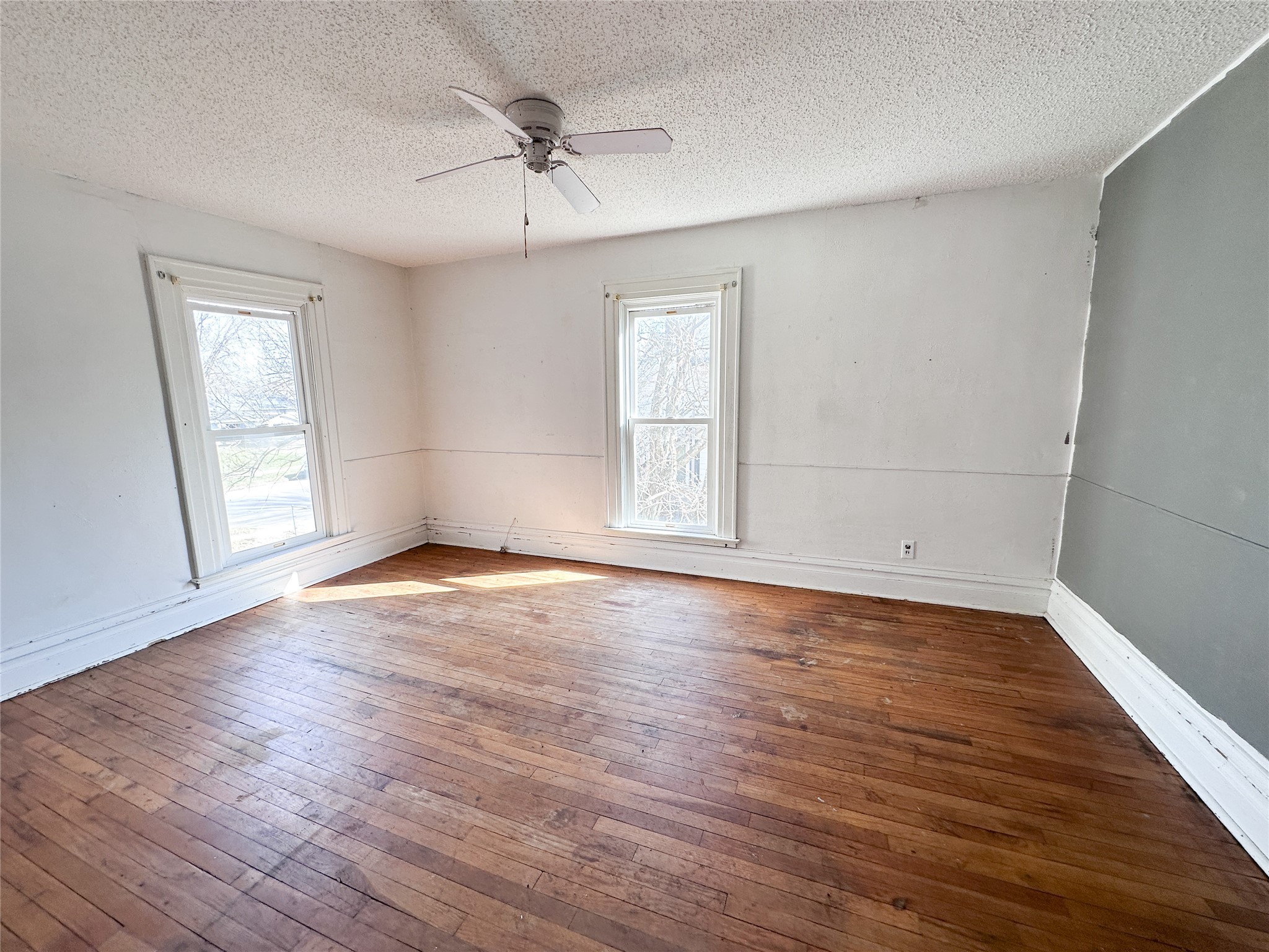 821 N Grand Street, Chariton, Iowa image 21