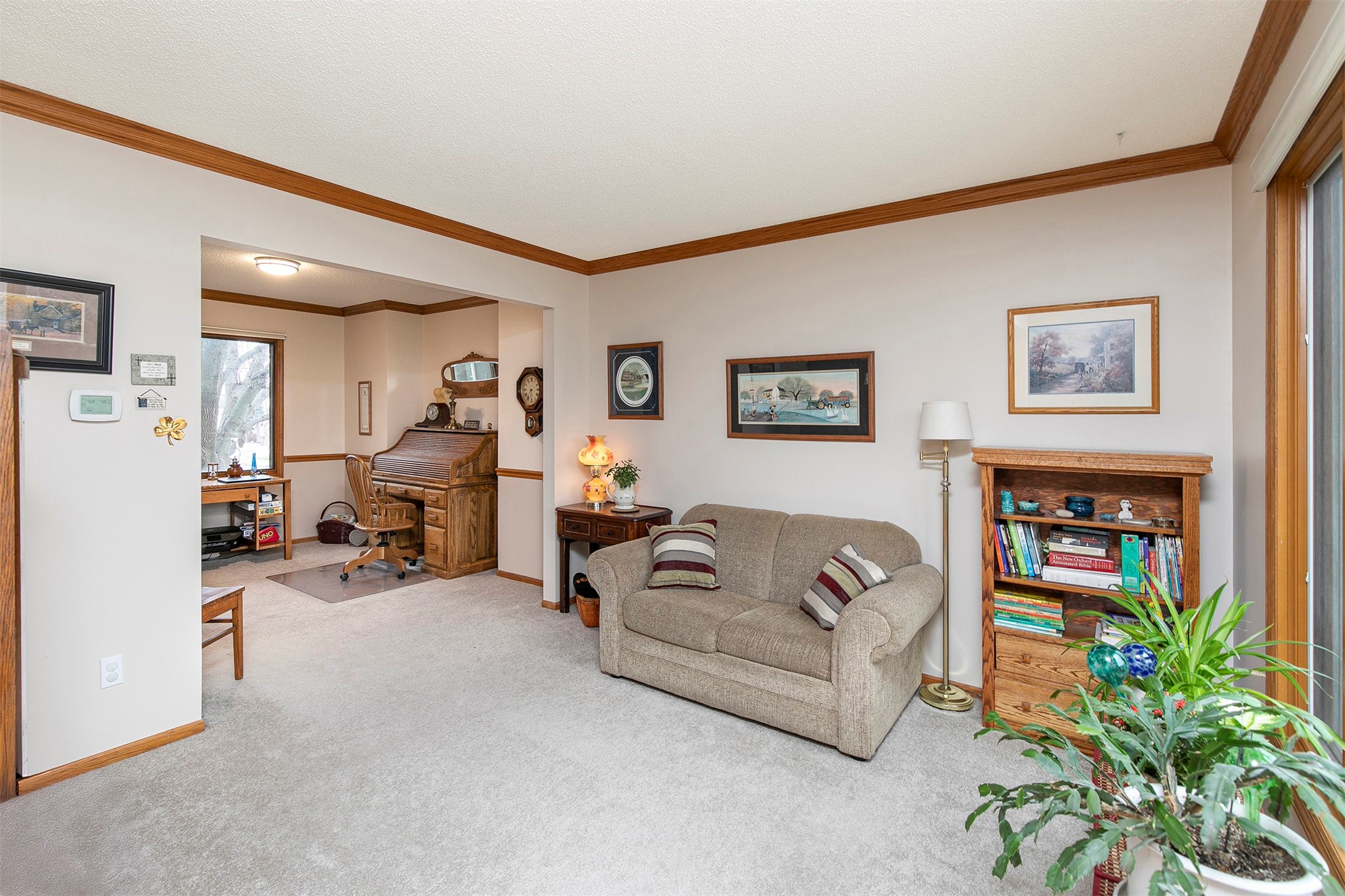 9326 Hickory Drive, Urbandale, Iowa image 6