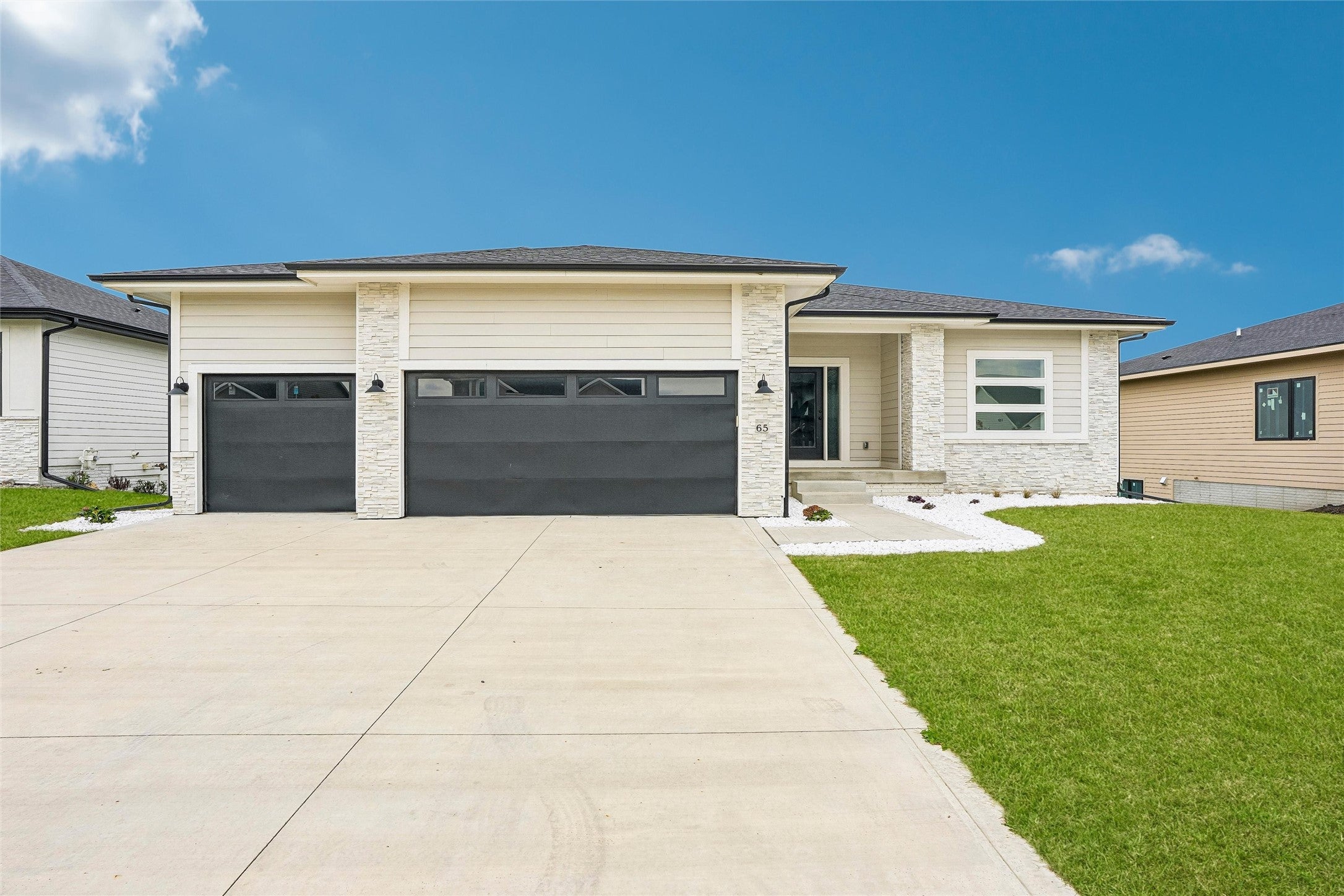 65 NW Hidden Knoll
