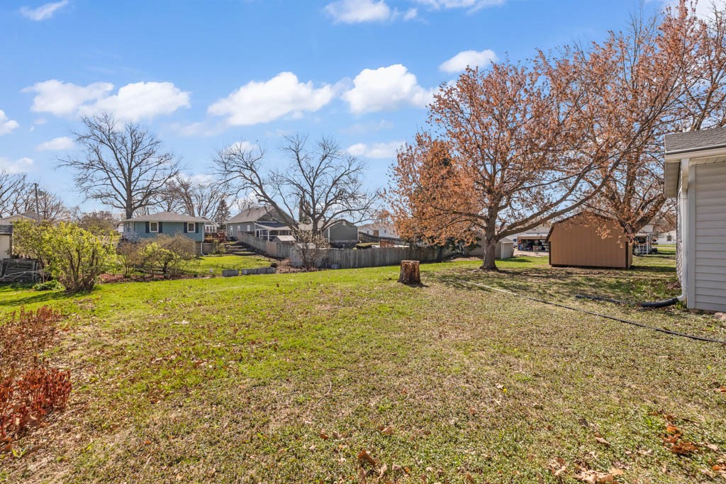 320 E 9th Street, Newton, Iowa image 21