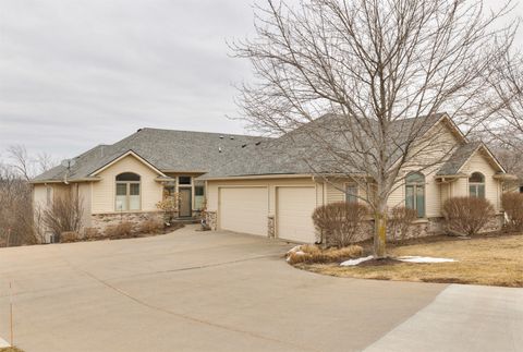 2827 SW 30th Street Des Moines IA 50321