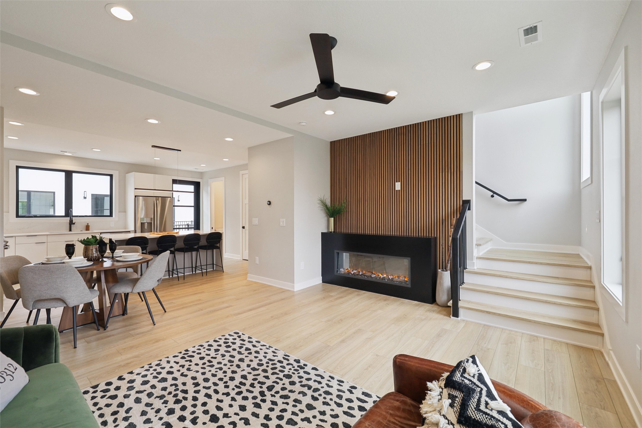 4828 Ingersoll Avenue