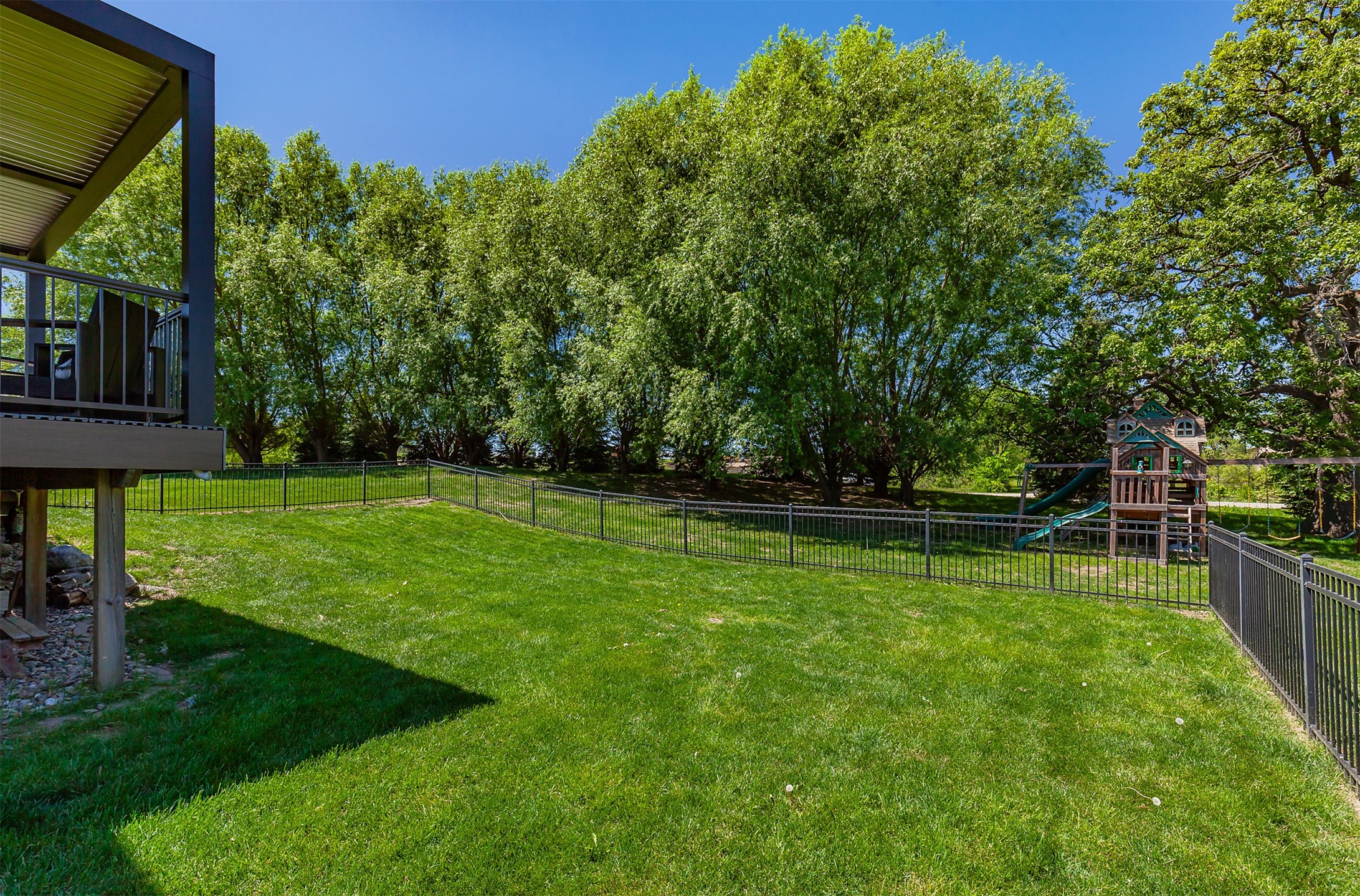 3880 Rose Glen