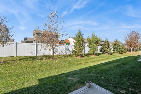 Condo For Sale - 747 NE Macey Way<br/> Waukee, IA 50263