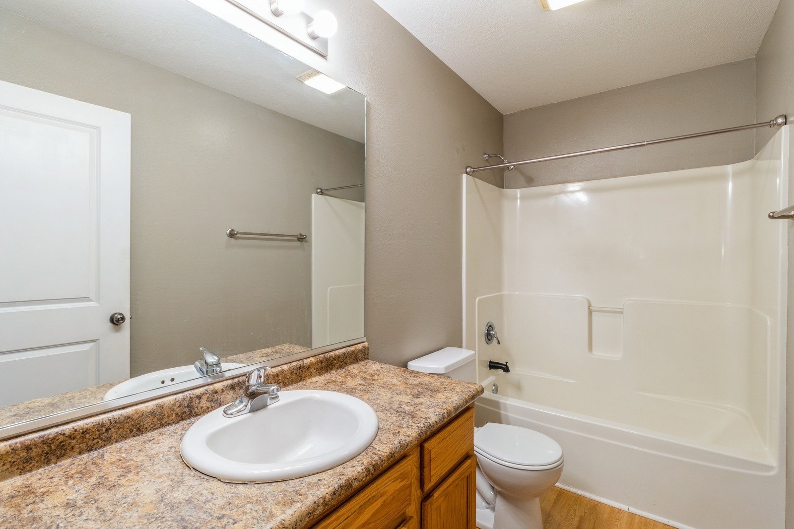 3012 SW Sharmin Lane, Ankeny, Iowa image 12