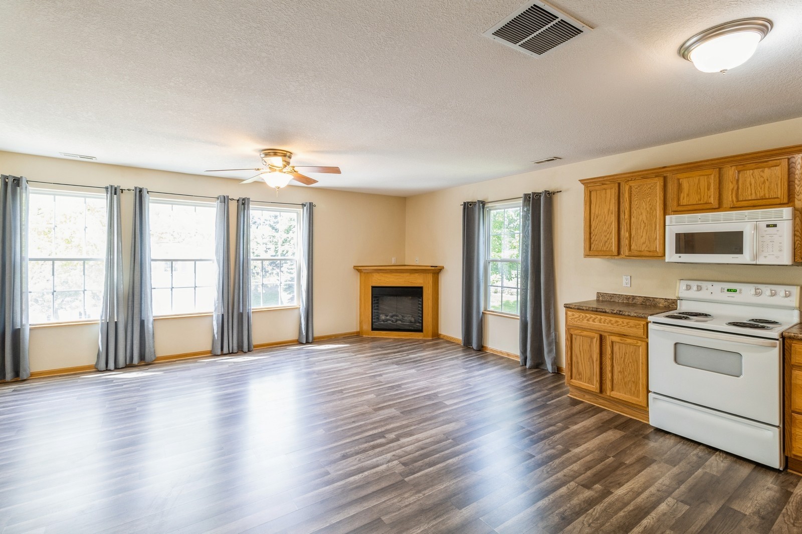 3012 SW Sharmin Lane, Ankeny, Iowa image 5
