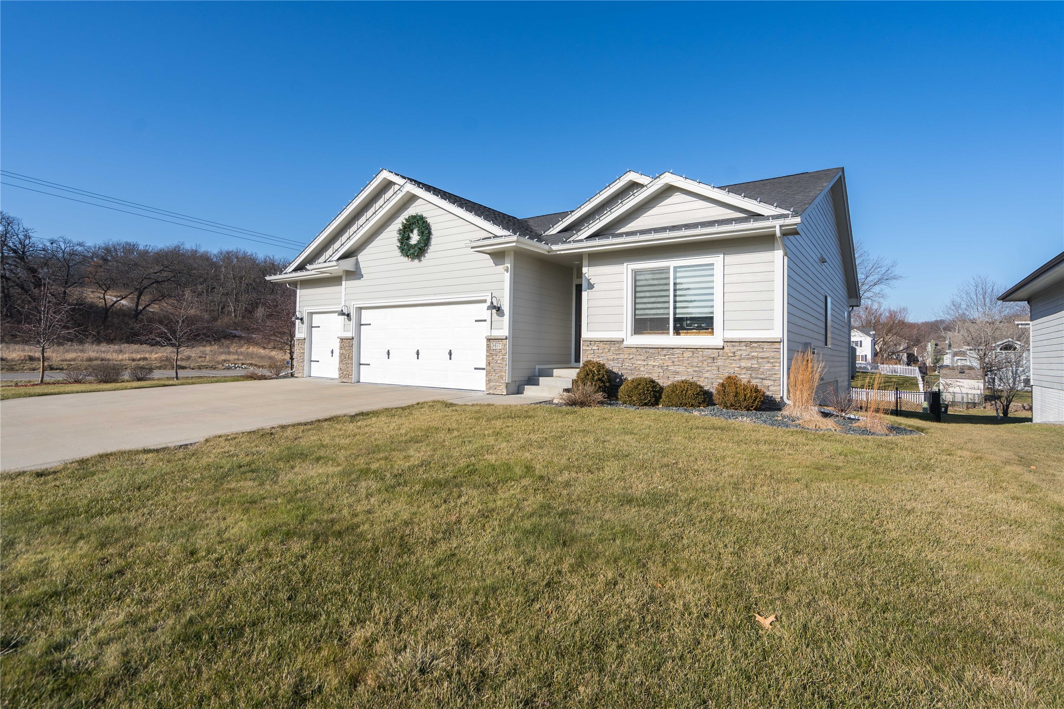 3477 Grand Valley Drive, West Des Moines, Iowa image 2