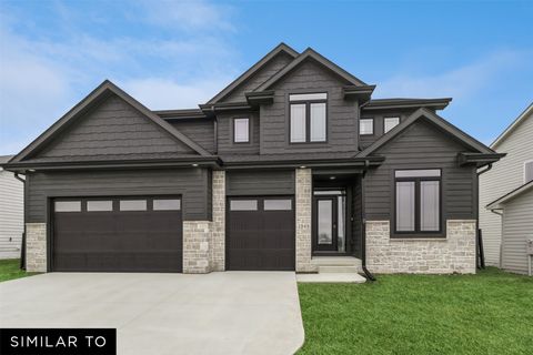 4660 177th Street Urbandale IA 50323