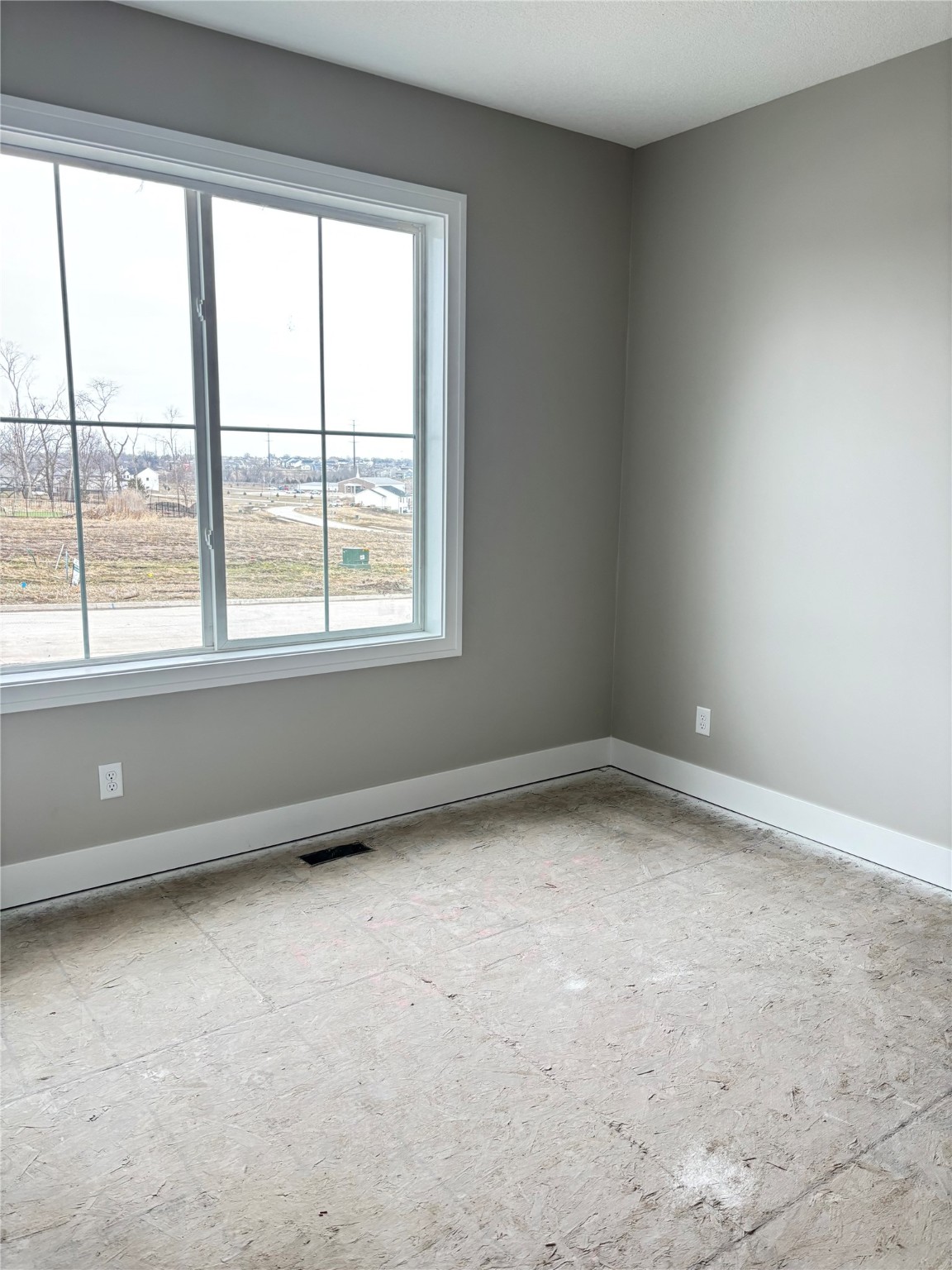 5633 Walnut Ridge Drive