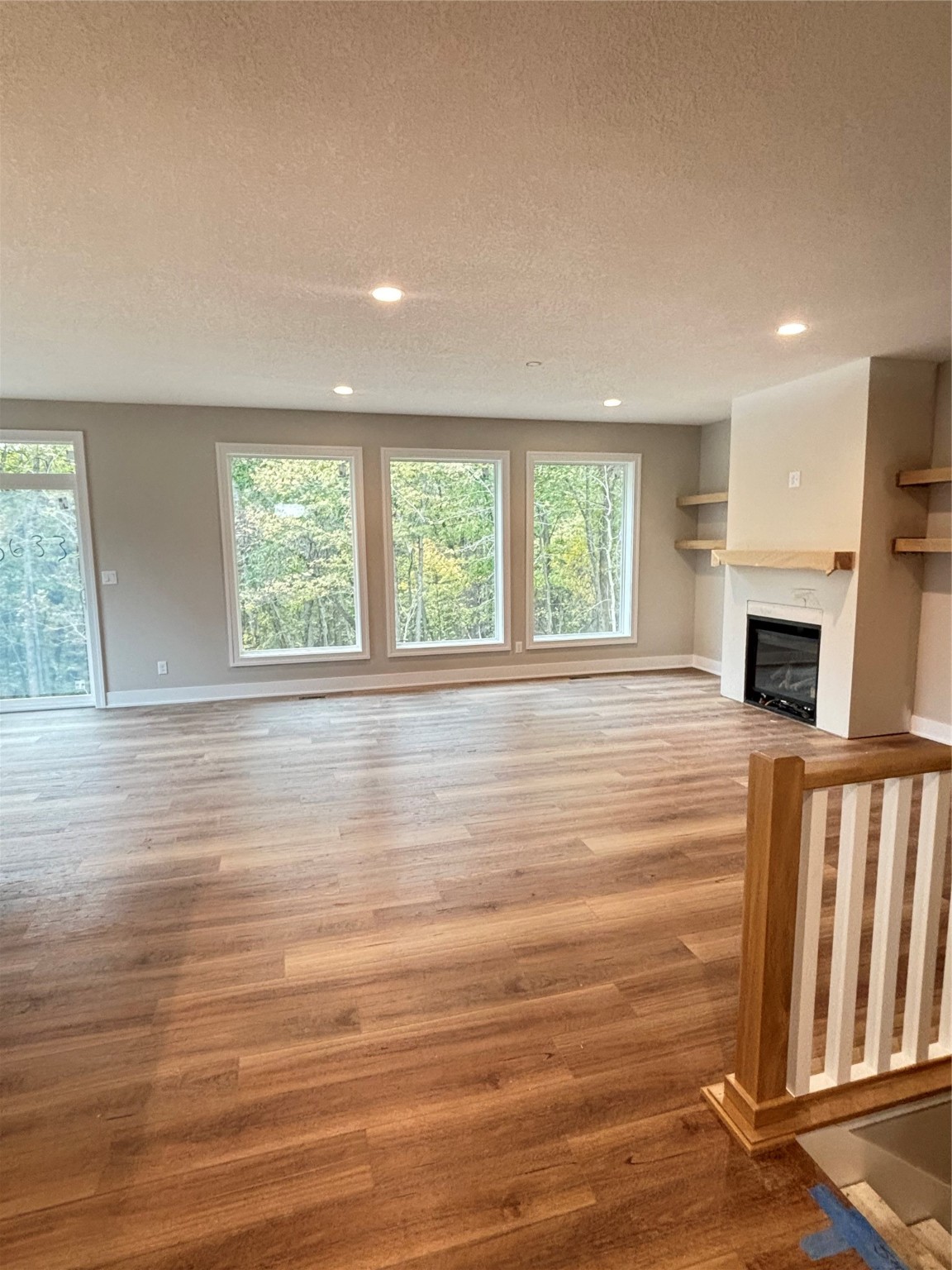 5633 Walnut Ridge Drive