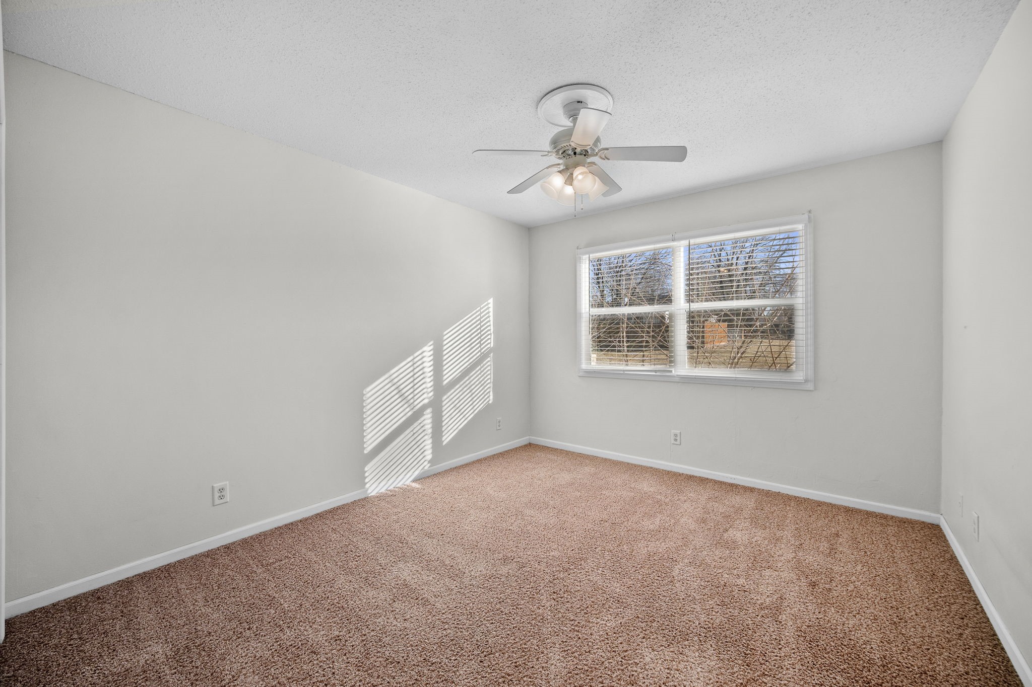 1049 NW Greenwood Street, Ankeny, Iowa image 7