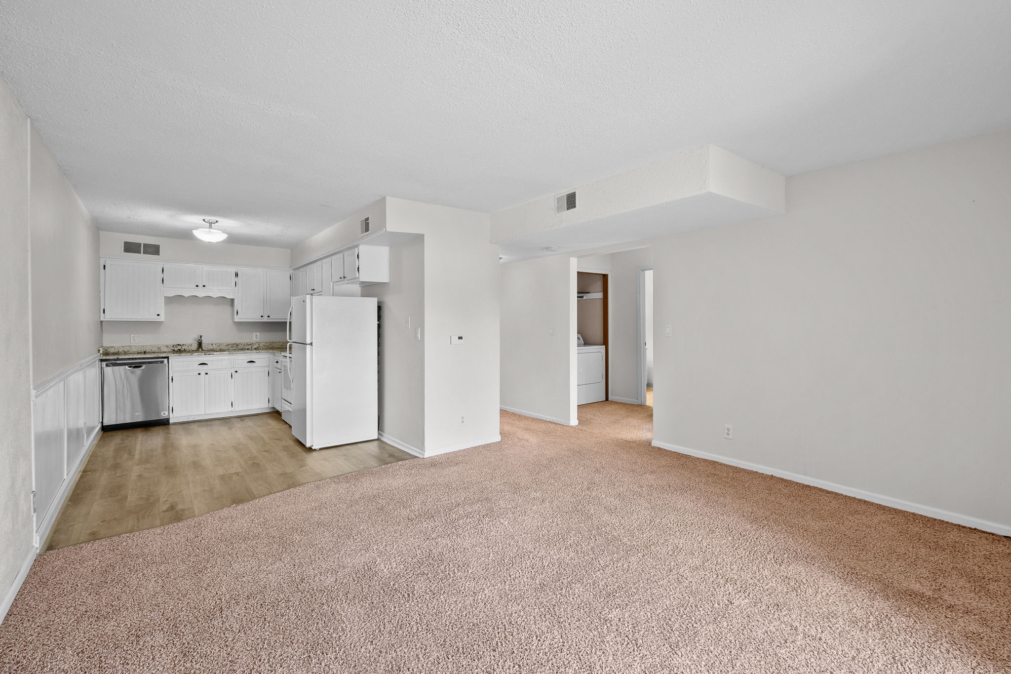 1049 NW Greenwood Street, Ankeny, Iowa image 4