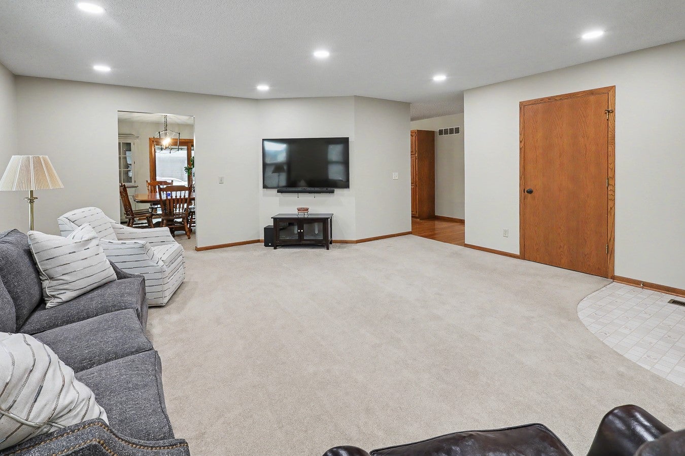 416 E 15th Street