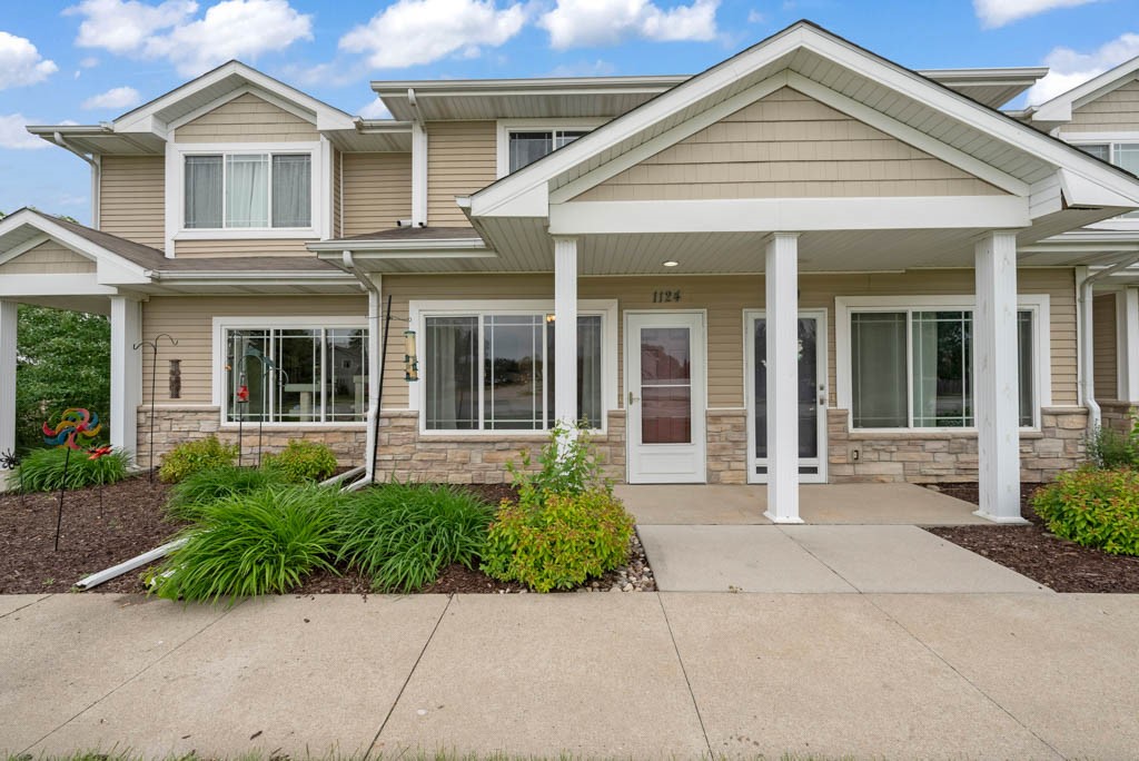 1124 NE 8th Lane, Ankeny, Iowa image 2