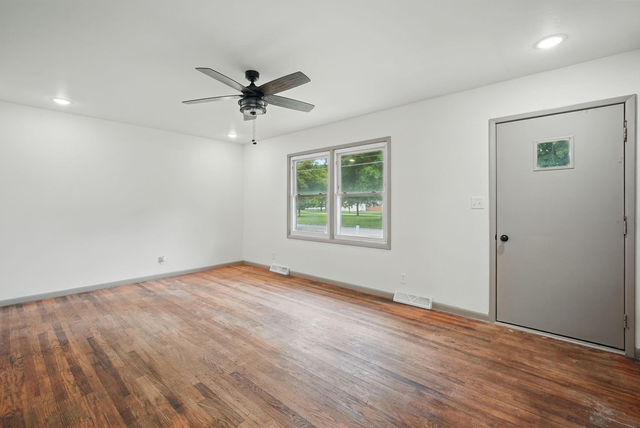 423 E Hillside Avenue, Des Moines, Iowa image 5