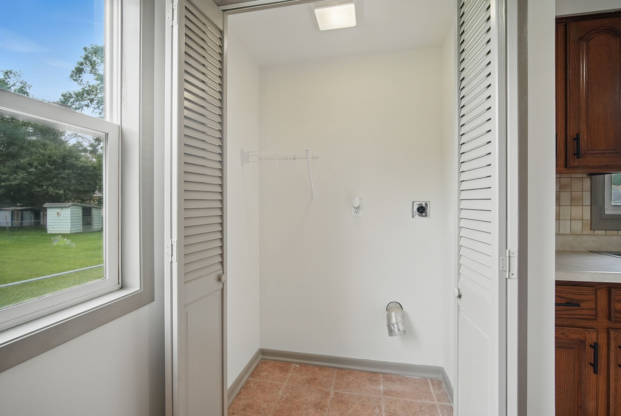 423 E Hillside Avenue, Des Moines, Iowa image 9