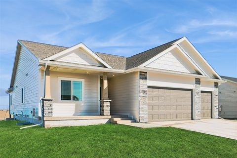 Homes For Sale - 1495 NW Bull Run Court<br/> Waukee, IA 50263