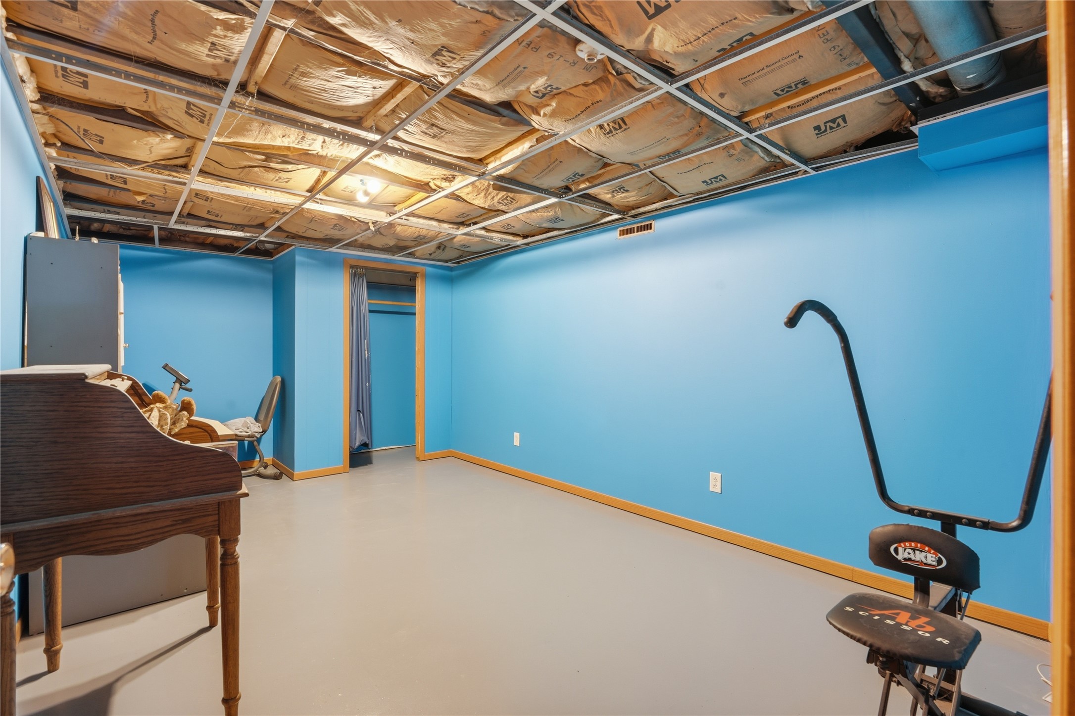 605 6th Street - Photo 4