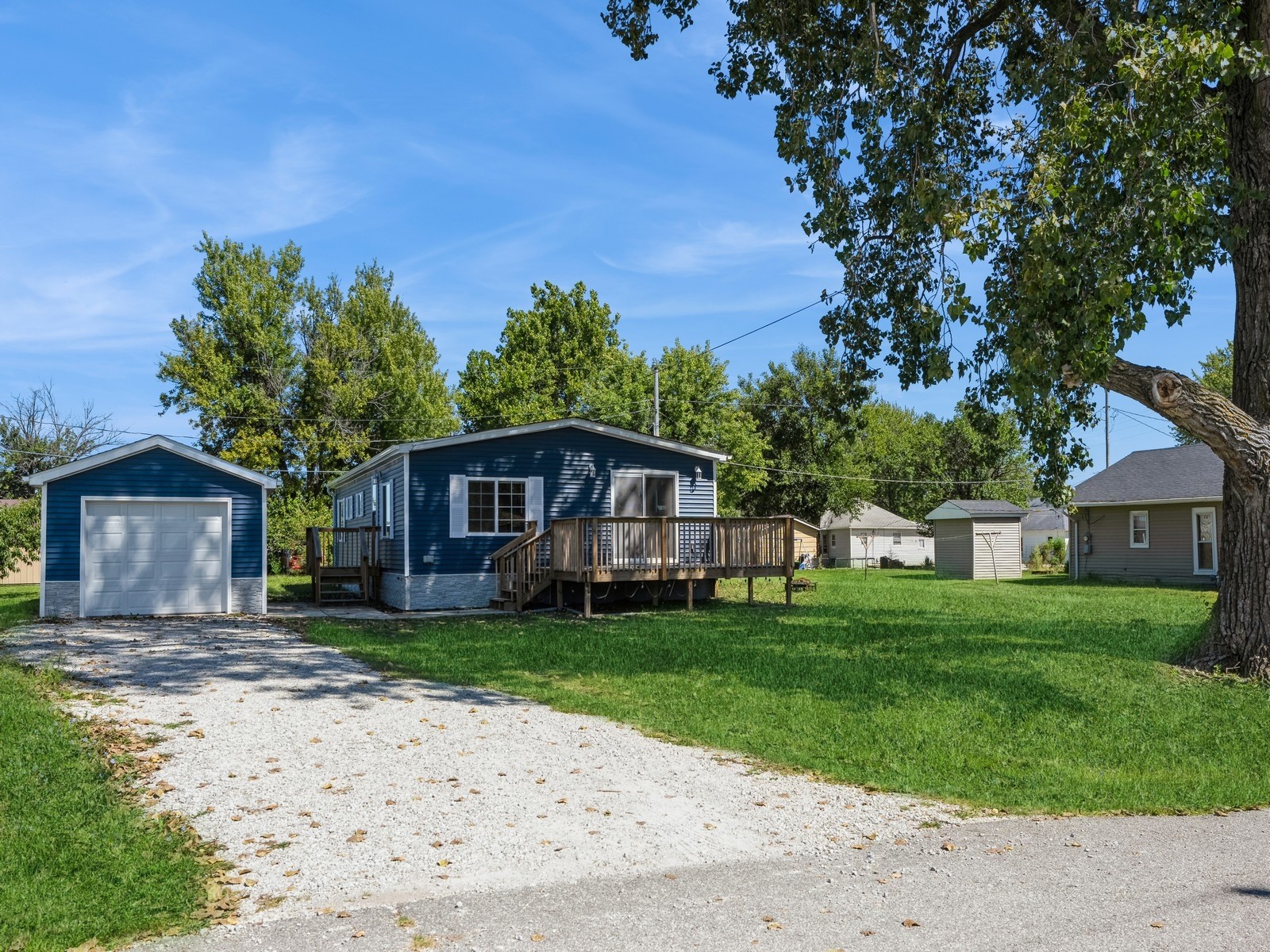 53 13th Avenue, Albia, Iowa image 1